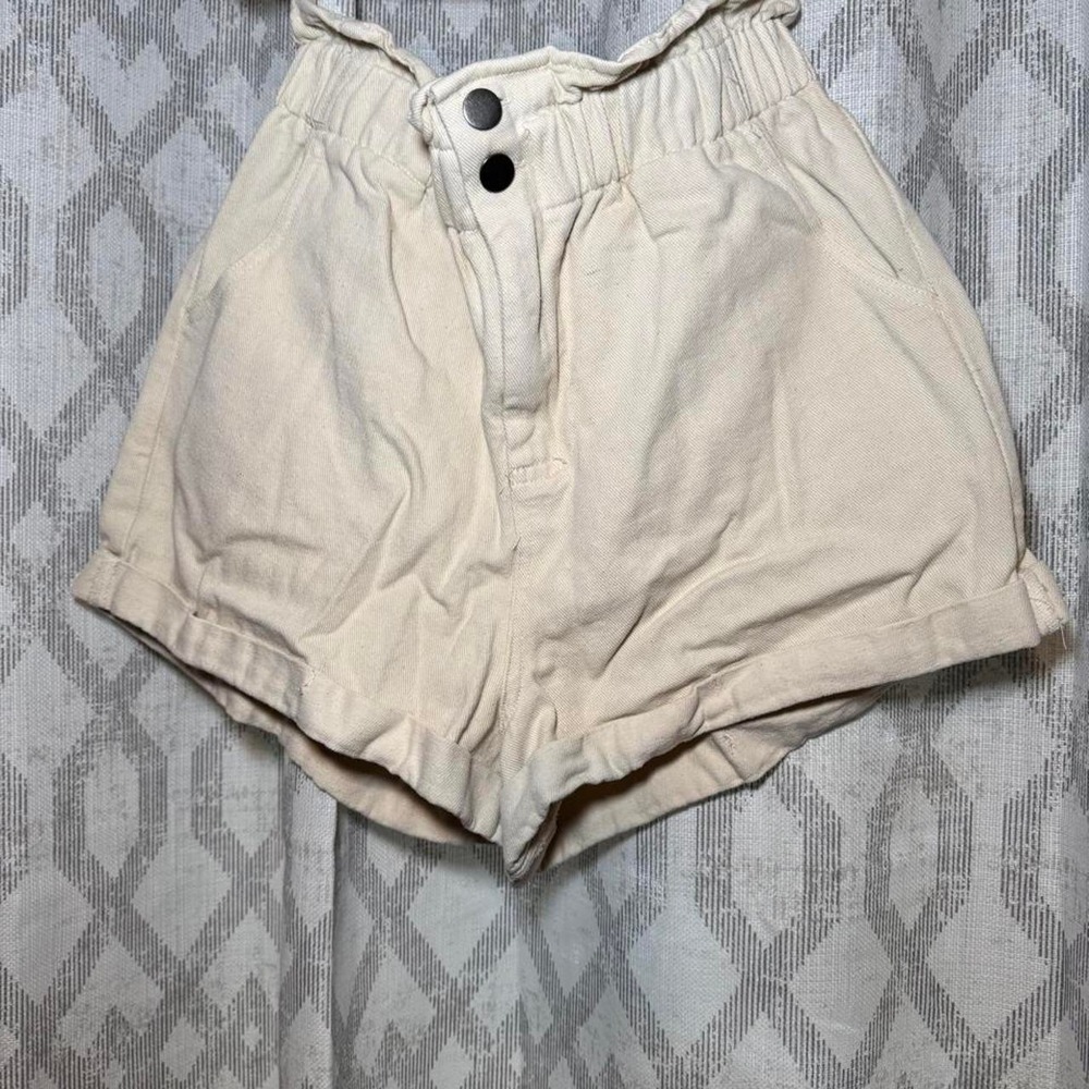 She + Sky Cream Stretch Waistband Shorts
